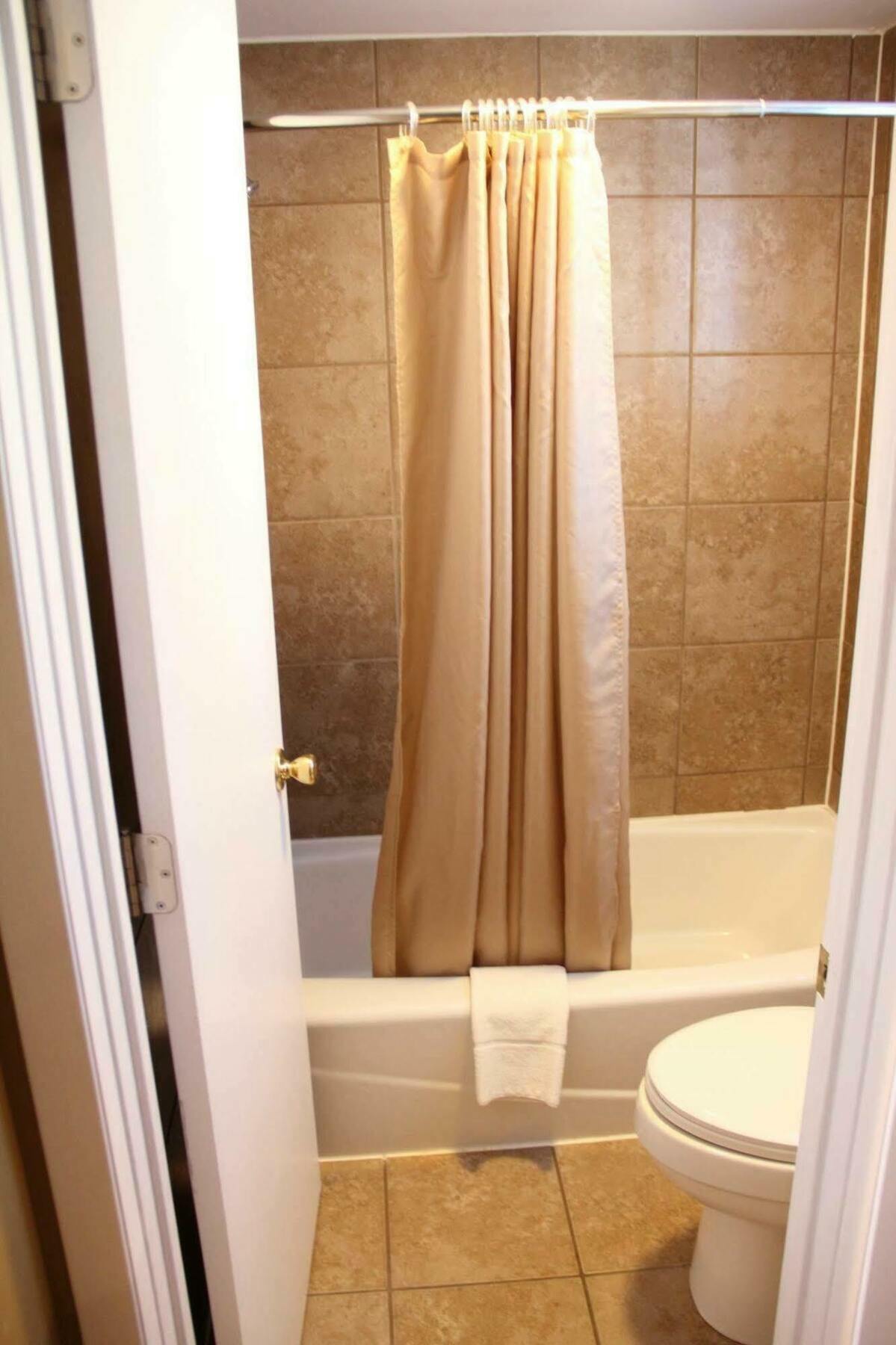 Lakeshor Motor Inn Virginia Zewnętrze zdjęcie